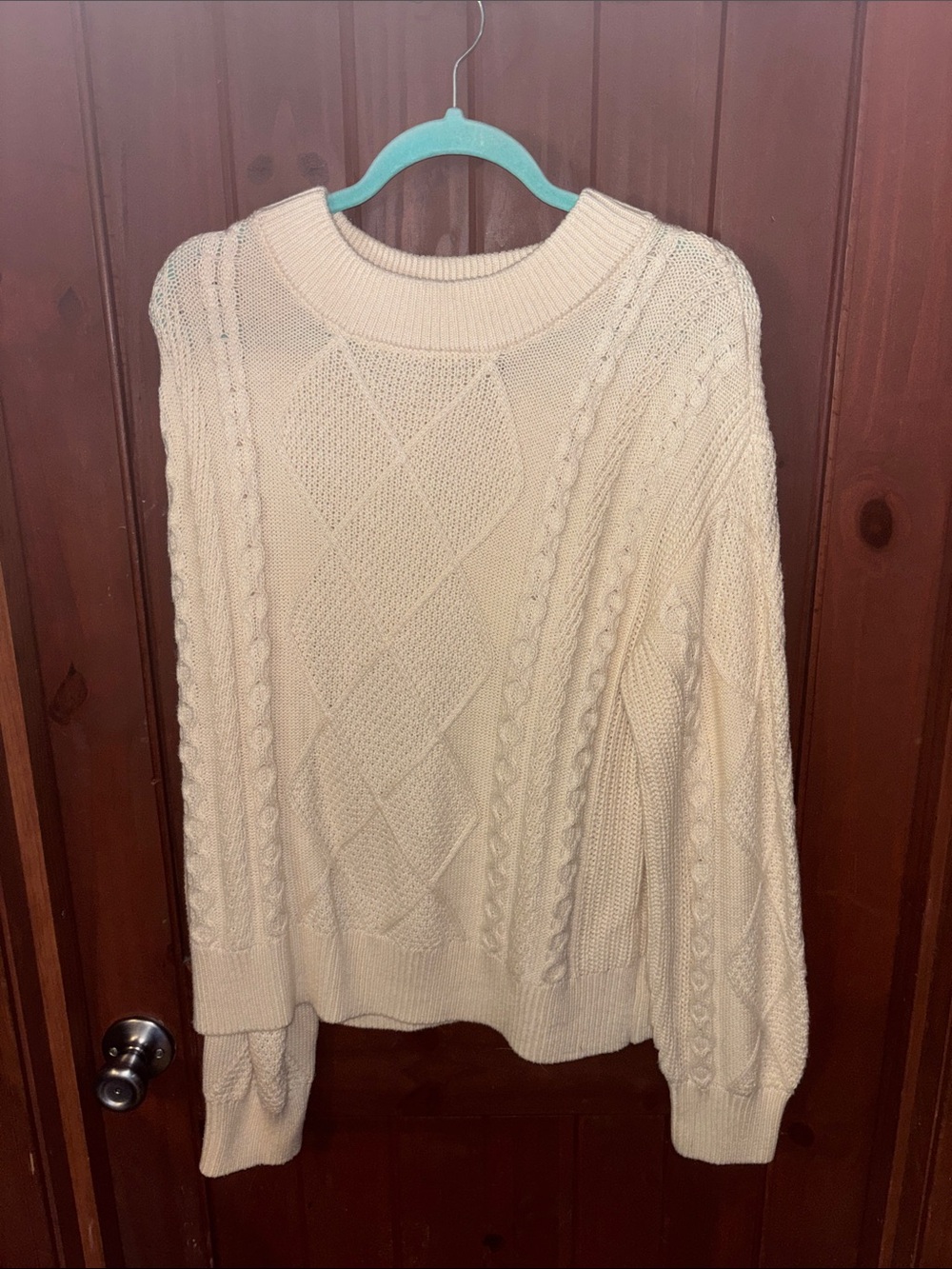 Universal Thread Cream Cable-Knit Scoop Neck Sweater
